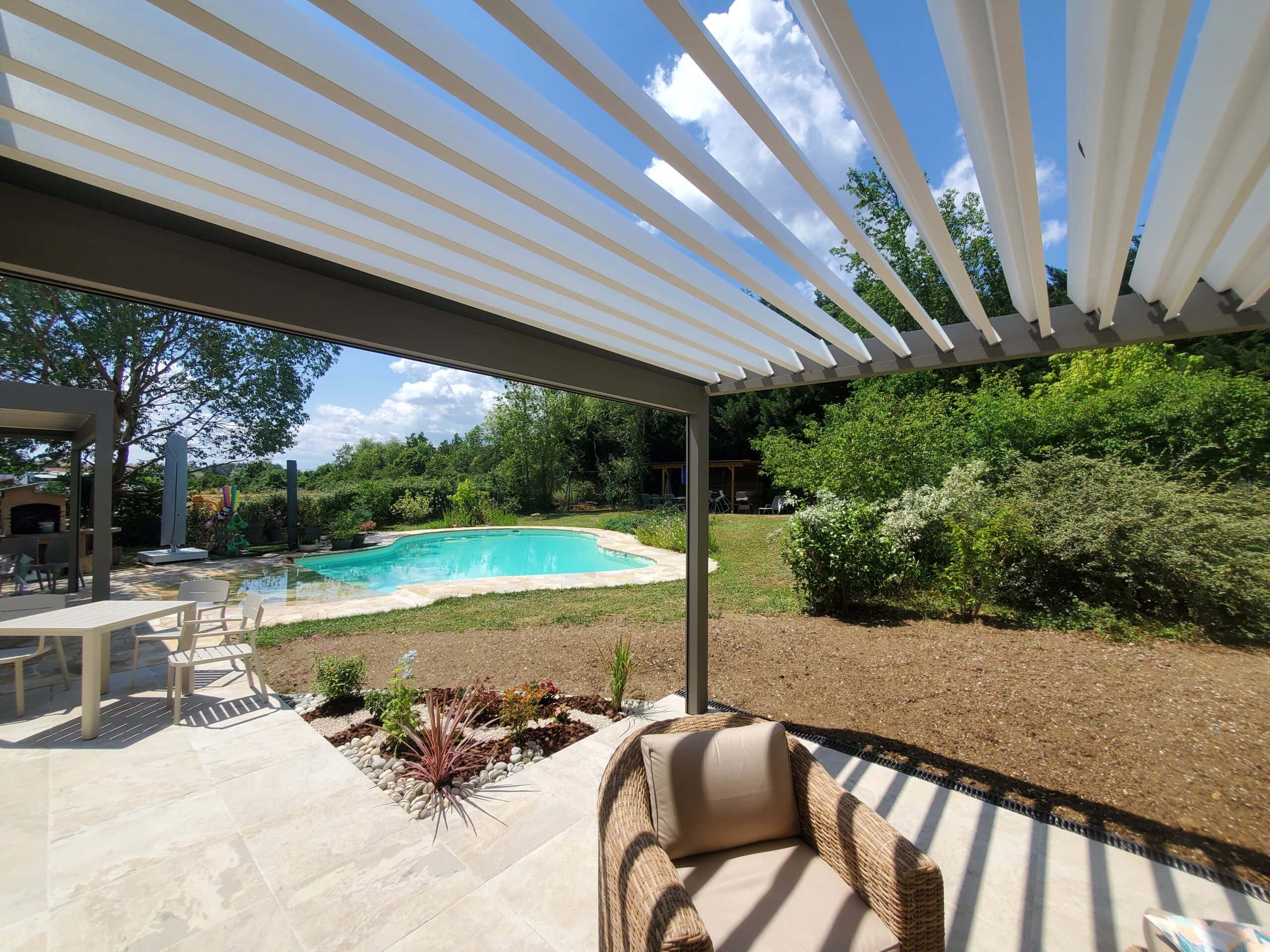 pergola-bioclimatique-renson-lame-orientable